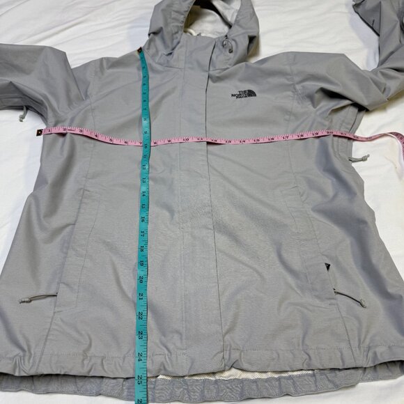 The North Face Resolve 2 Women’s Large Gray DryVent Rain Jacket EUC - Picture 12 of 13